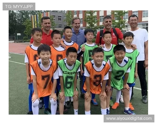 德甲俱乐部青训学院举办开放日，吸引数千小球迷参与