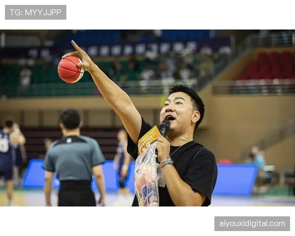 一位CBA现场MC的十年:从播报到营造主场文化的角色转变 一位CBA现场MC的十年:从播报到营造主场文化的角色转变